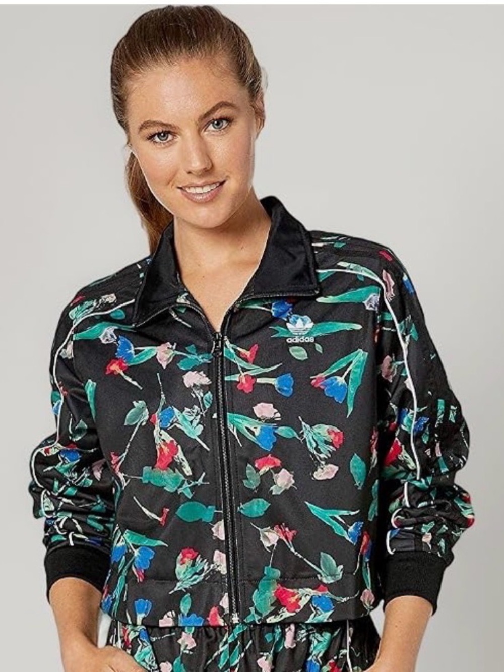 Adidas Bellista Allover Print Cropped Track
Jacket Size Medium